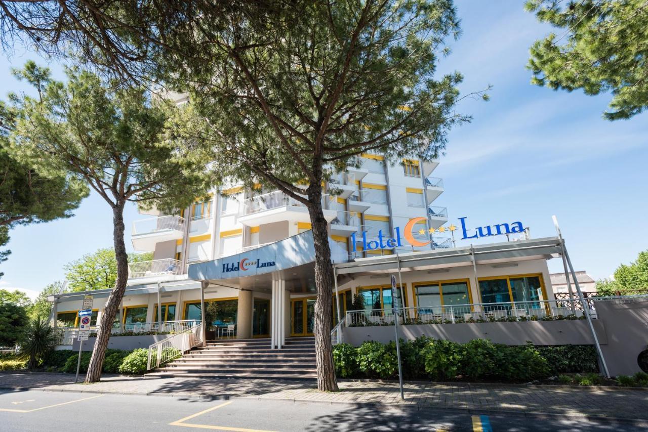 Hotel Luna Bibione Bagian luar foto