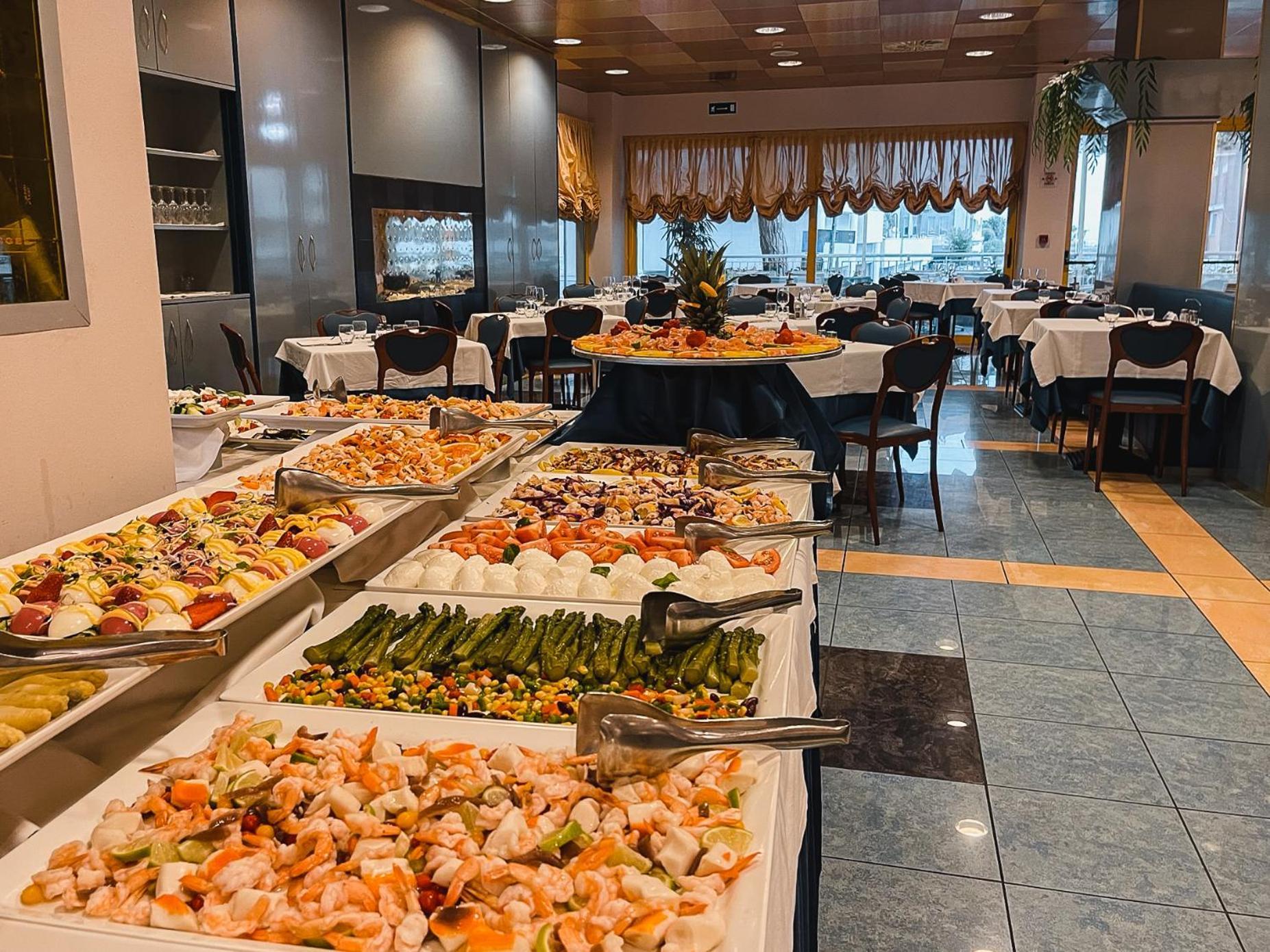 Hotel Luna Bibione Bagian luar foto